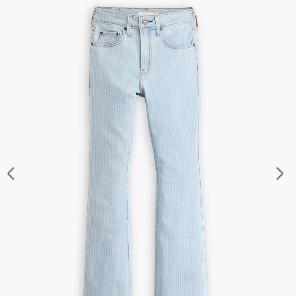 NWT --- Levi's 726 High Rise Flare Women's Jeans - Picture 4 of 8
